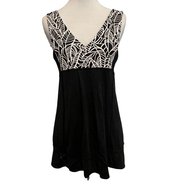 Lululemon Hustle & Bustle Tank Womens Size 8 Black Pretty Palm Black Angel Wings - Picture 2 of 9